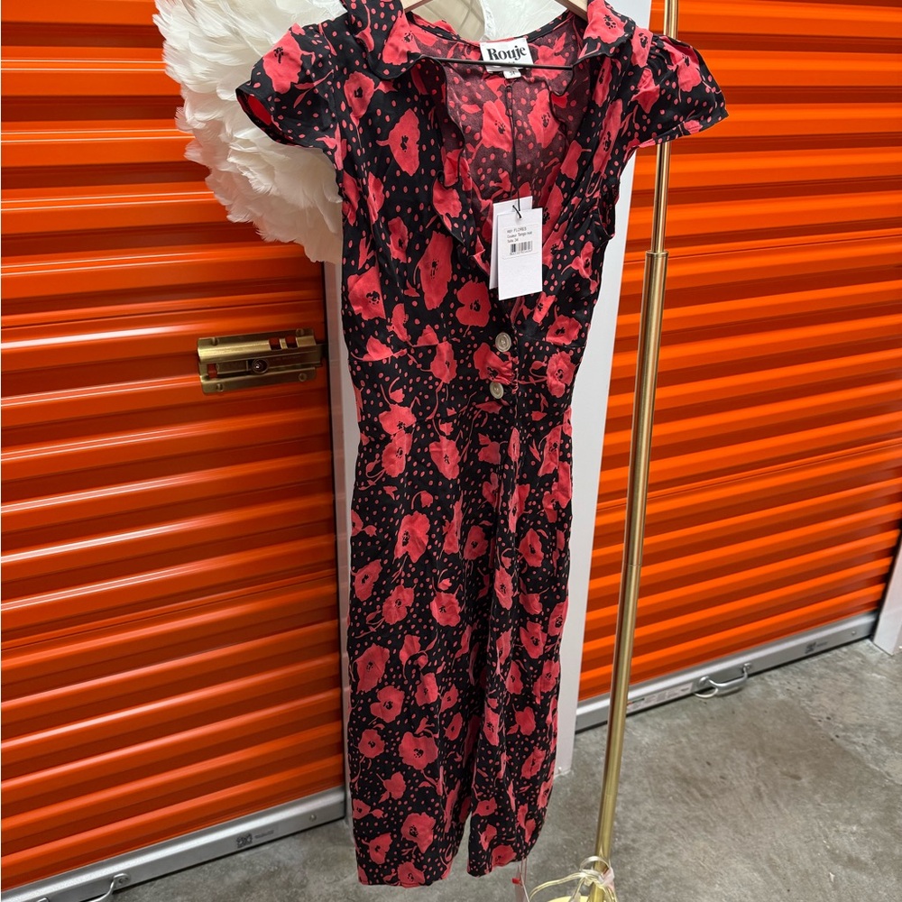 Rouje dress NWT red tags Floral dress with Red and Black Pattern